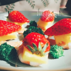 虾仁菠萝草莓