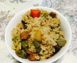 香菇豆角土豆肉焖饭