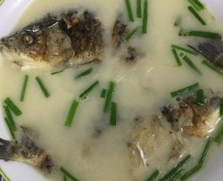 鲫鱼汤