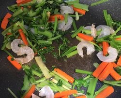 缤纷虾仁