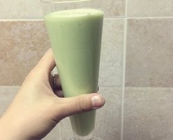 牛油果奶昔