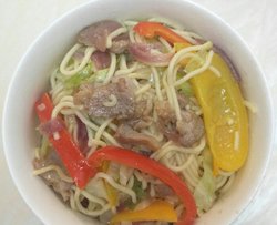 彩色炒面