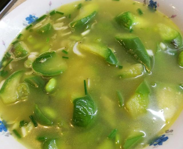 绿皮茄子毛豆汤
