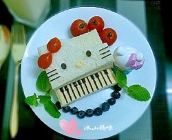 立体吐司♥凯蒂猫钢琴