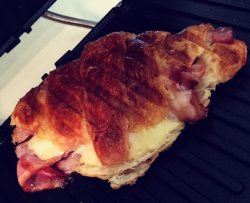 Bacon Cheddar Croissant