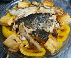 豆腐炆焗三文鱼头