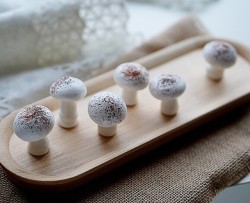 摆盘“萌主”──蛋白霜蘑菇