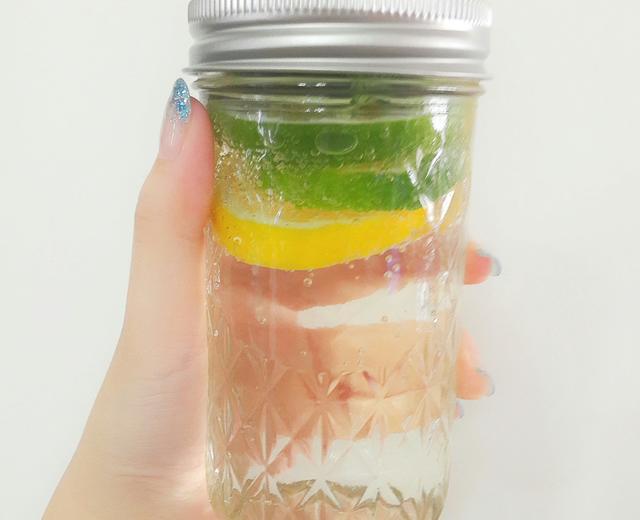 双柠薄荷气泡水