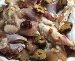 香菇炖鸡肉