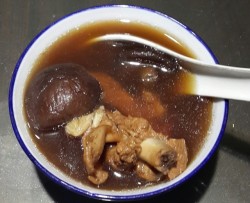 肉骨茶