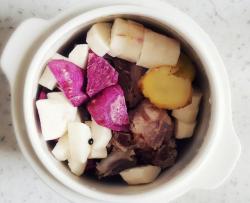 紫薯山药排骨汤