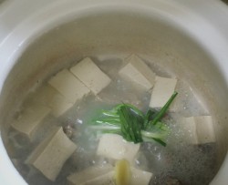 排骨白菜豆腐汤