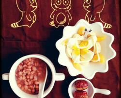 薏米红豆粥&鸡蛋水果沙拉