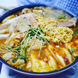 肉姐maangchi的韩式部队锅