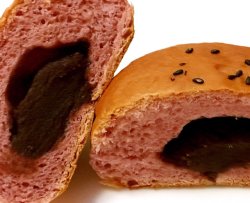 红豆沙紫薯面包