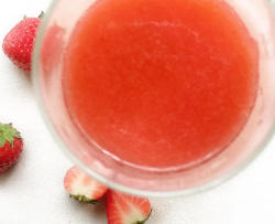 果时手记VOL.3│ 草莓酸奶蔬果汁:我想住进你的胃里