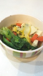 轻晚餐:清炖豆腐蔬菜