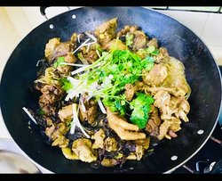 小鸡炖蘑菇