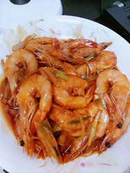 不会腻的红红油焖大虾