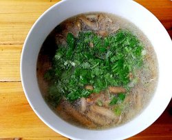 滑菇牛肉汤