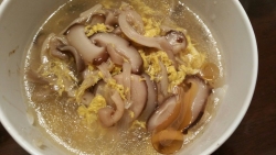 蘑菇蛋花汤