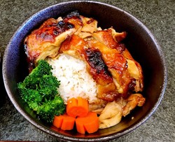 照烧鸡腿饭