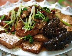 安康鱼肝辣炖豆腐