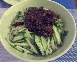 宇宙无敌好吃的炸酱面