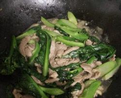 蚝油瘦肉炒芥兰