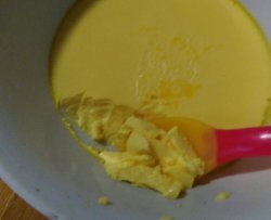 宝宝辅食-蛋黄炖蛋