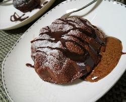 熔岩黑巧克力蛋糕
