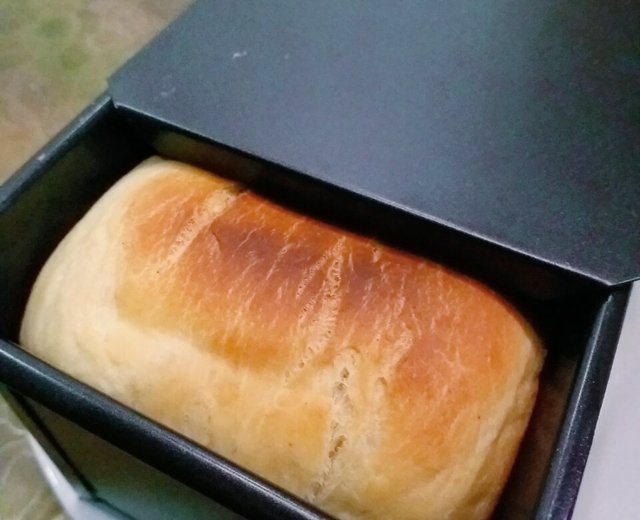 松子仁土司面包