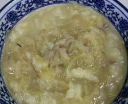 酸菜肉丝细粉疙瘩汤