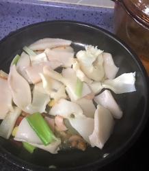 螺肉花胶汤