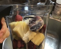 草莓菠萝smoothie