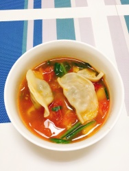 茄汁酸汤水饺