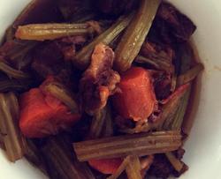 西红柿炖牛肉