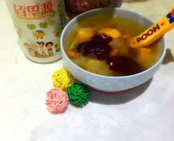 黄桃银耳莲子百合甜品