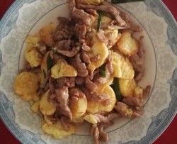 里脊肉炒豆腐