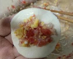 西红柿鸡蛋虾仁金针菇水饺