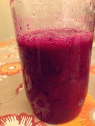 火龙果蓝莓汁