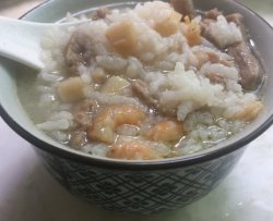 瑶柱虾米肉片沙锅粥