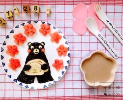 熊本熊抱花卷儿童餐