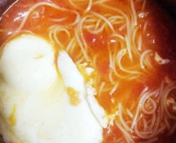西红柿鸡蛋热汤面-简单超快手