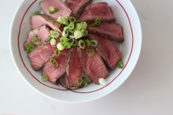 牛排丼