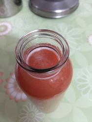 鲜榨草莓橙汁