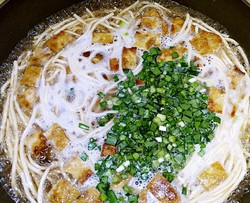 香香油河捞