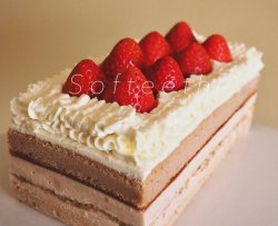 初恋草莓蛋糕