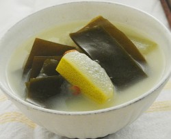电饭煲做去湿汤,冬瓜海带汤,非常简单易操作