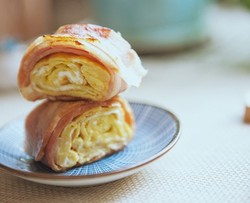 深夜食堂—私房厚蛋烧培根卷